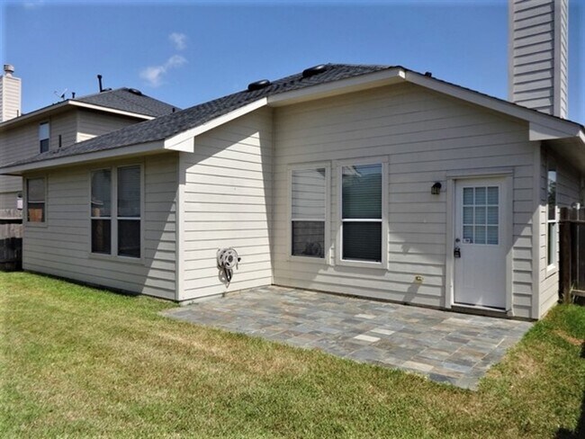 Building Photo - 16927 Jelly Park Stone Dr