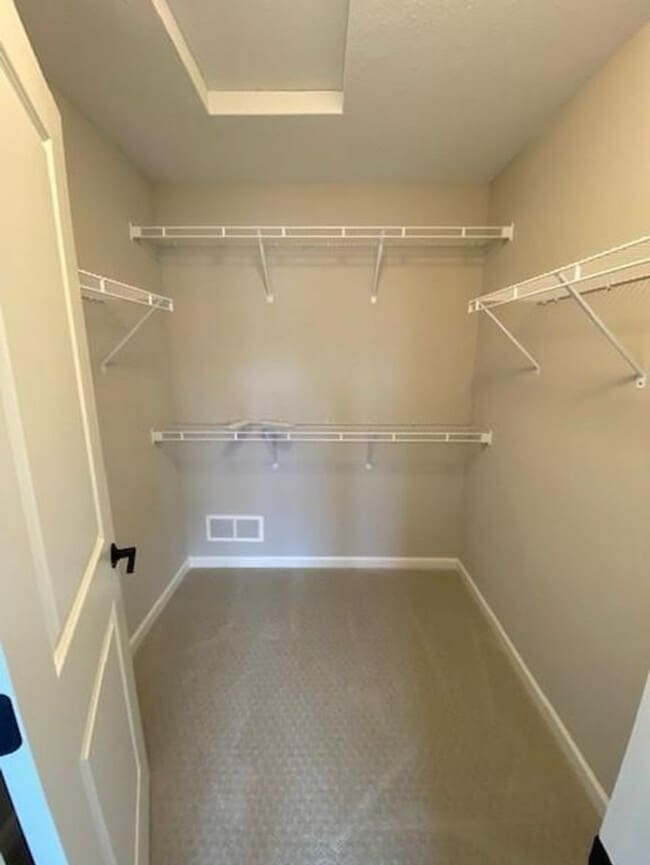 Building Photo - 4810 Airlake Dr
