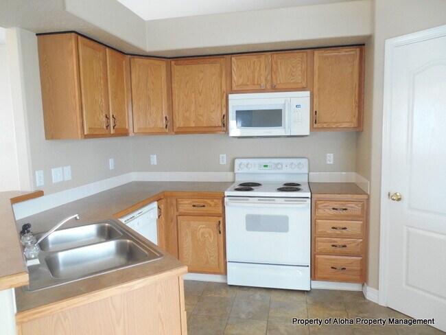 Building Photo - 5514 Buckboard Ave
