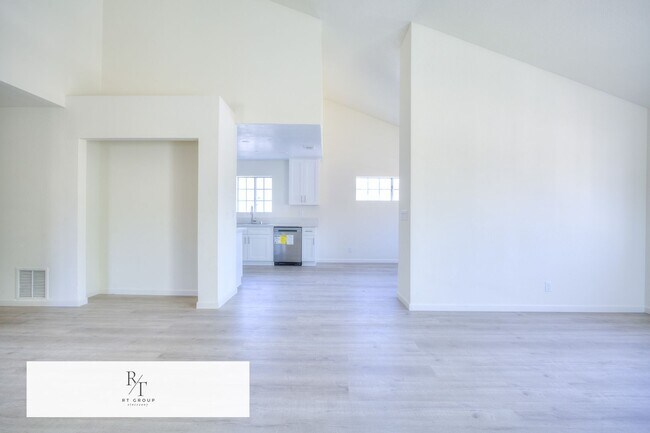Building Photo - Welcome to this beautifully renovated home...