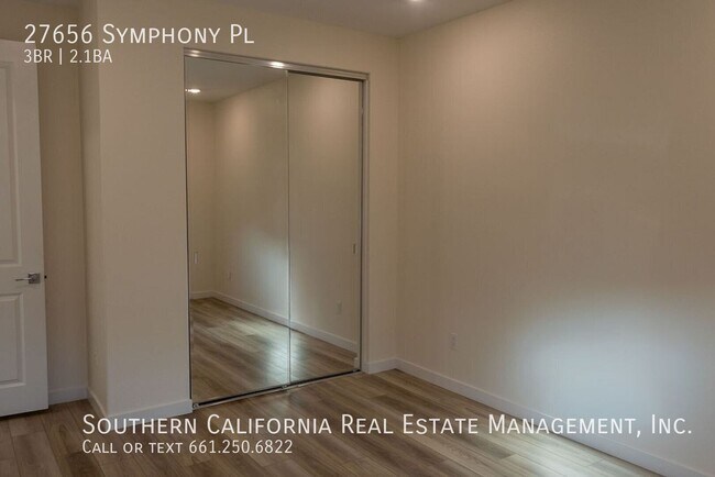 Building Photo - 27656 Symphony Pl