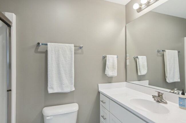 Building Photo - Arden Townhouse Rental