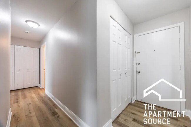 Building Photo - 110 N Kenilworth Ave