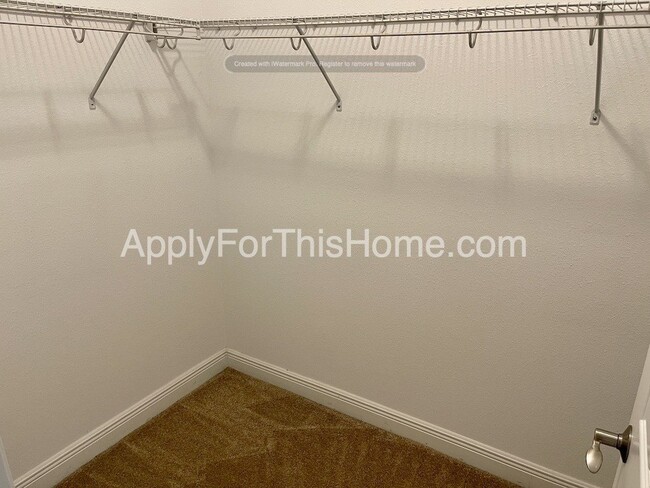 Building Photo - Single Family Dream Home in Gated Community
