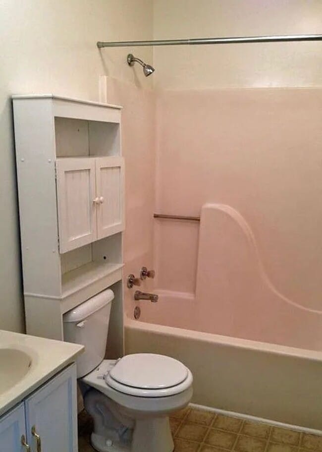 Building Photo - 2 Bedroom Near Law School!