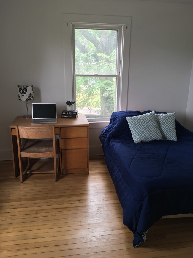 Bedroom 3 - 506 S Cayuga St