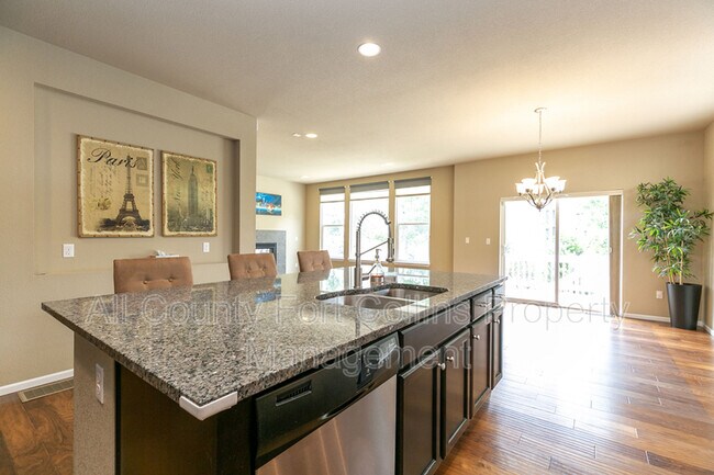 Building Photo - 3608 Voyager Ln