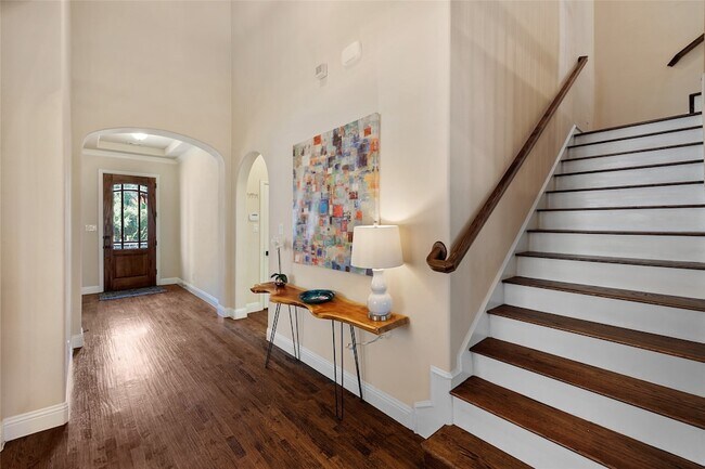 Building Photo - 864 Gaited Trail