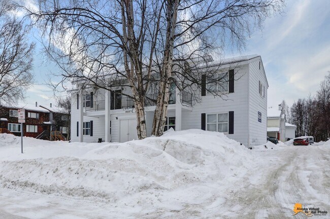 Building Photo - 3934 W 30th Ave