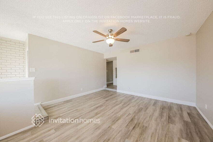 Building Photo - 4228 W Mission Ln