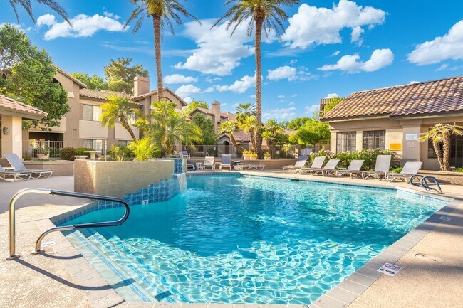 Building Photo - Scottsdale Condo!