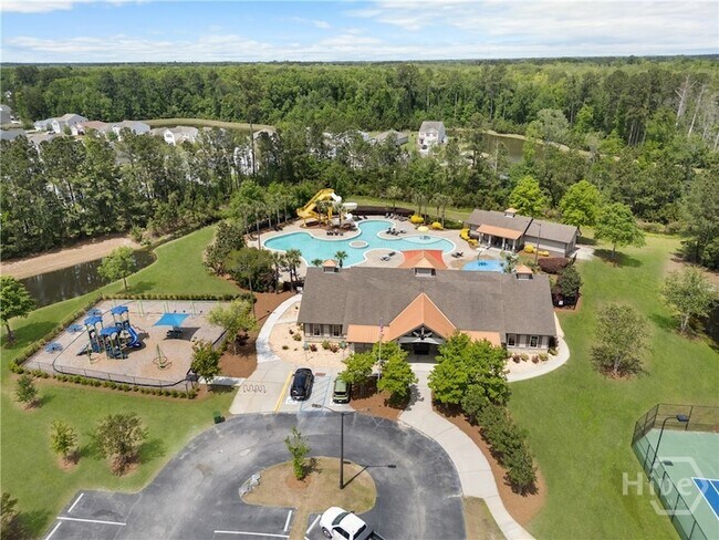 Building Photo - 116 Peabody St