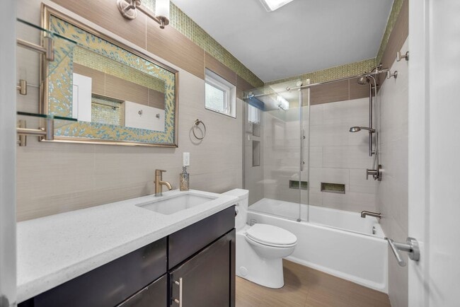 Building Photo - 1276 S Nahale Pl