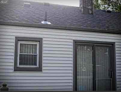 Building Photo - 1618 Pettibone Ave