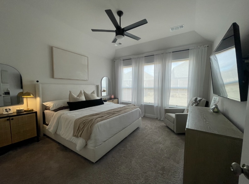 Building Photo - 531 Taylor Dr