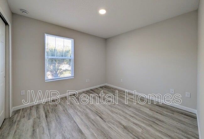 Building Photo - 843 Bridier St