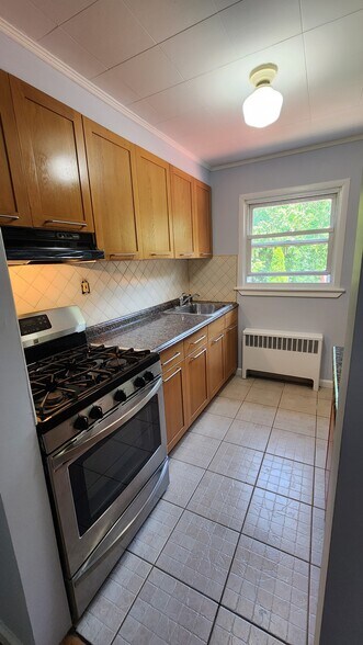 Primary Photo - 49 Sand Rd