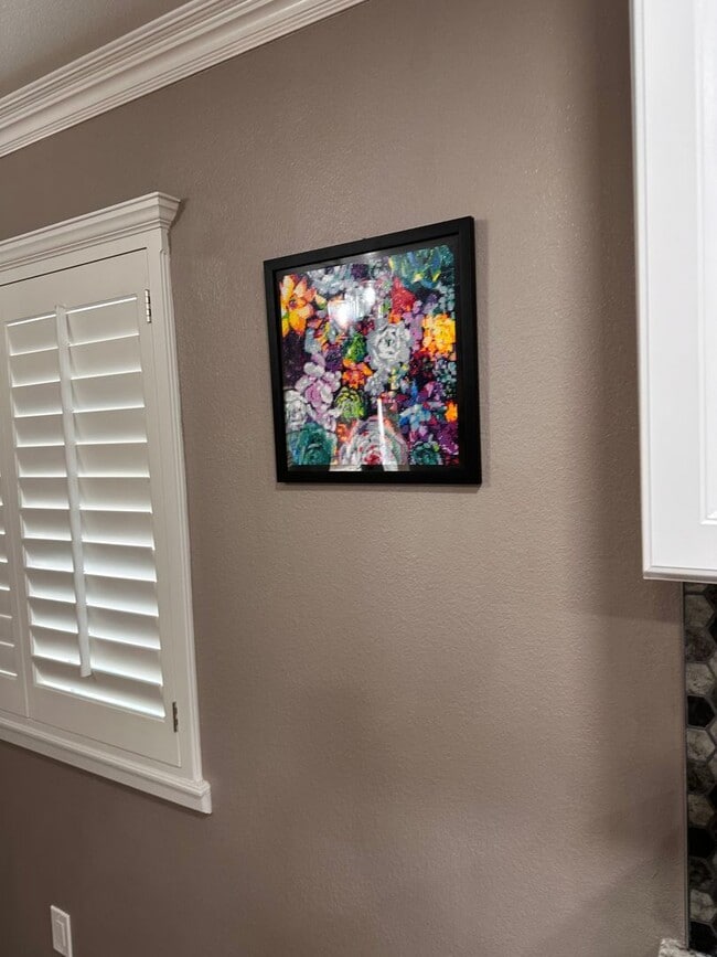 Building Photo - Beautiful fully furnished home with many leasing options available! Contact our office for pricin...