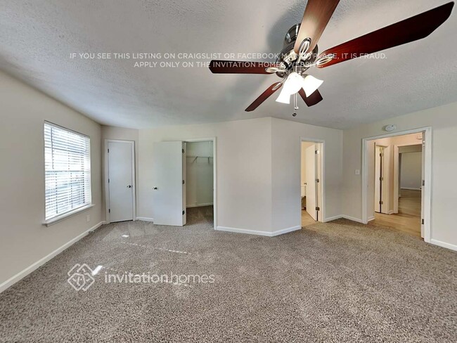 Building Photo - 505 Southmoor Cir