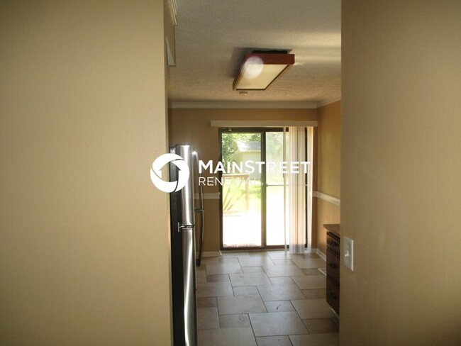 Building Photo - 6854 Scotia Ct