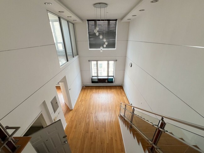 Building Photo - BRITTON AVENUE