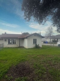 Building Photo - 12174 2nd St