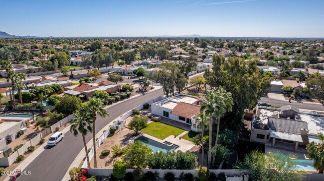 Building Photo - 10638 E Turquoise Ave