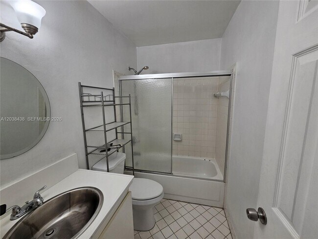 Building Photo - 15665 SW 74th Cir Dr