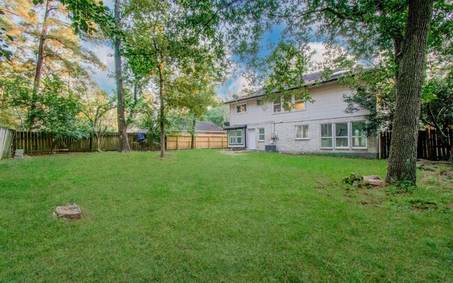 Building Photo - 5006 Village Springs Dr