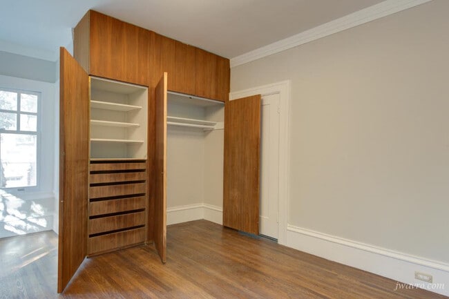 Building Photo - 2989 Jackson St