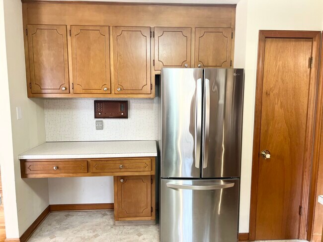 Building Photo - 524 Saybrook Rd