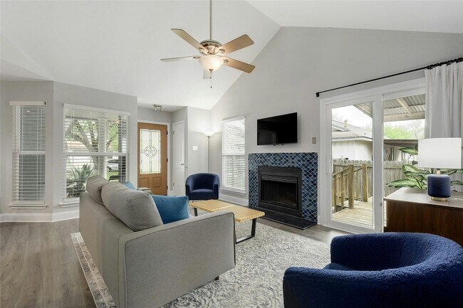 Building Photo - 4707 Borage Dr
