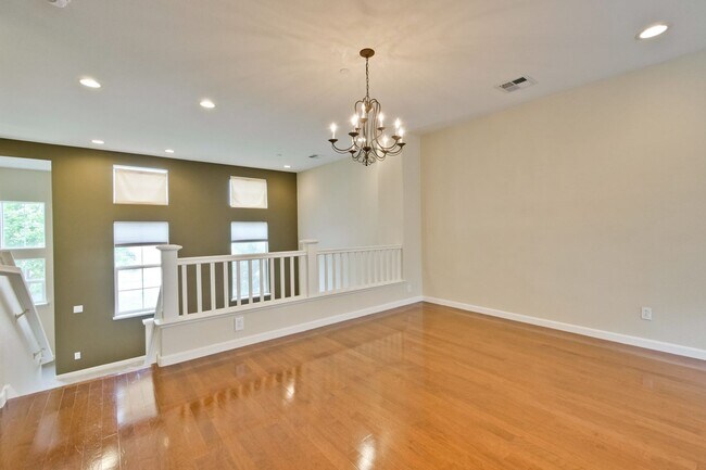 Building Photo - Modern Communication Hill Townhome | Panoramic Mountain Views