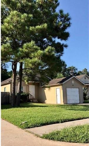 Building Photo - 11822 Greensbrook Forest Dr