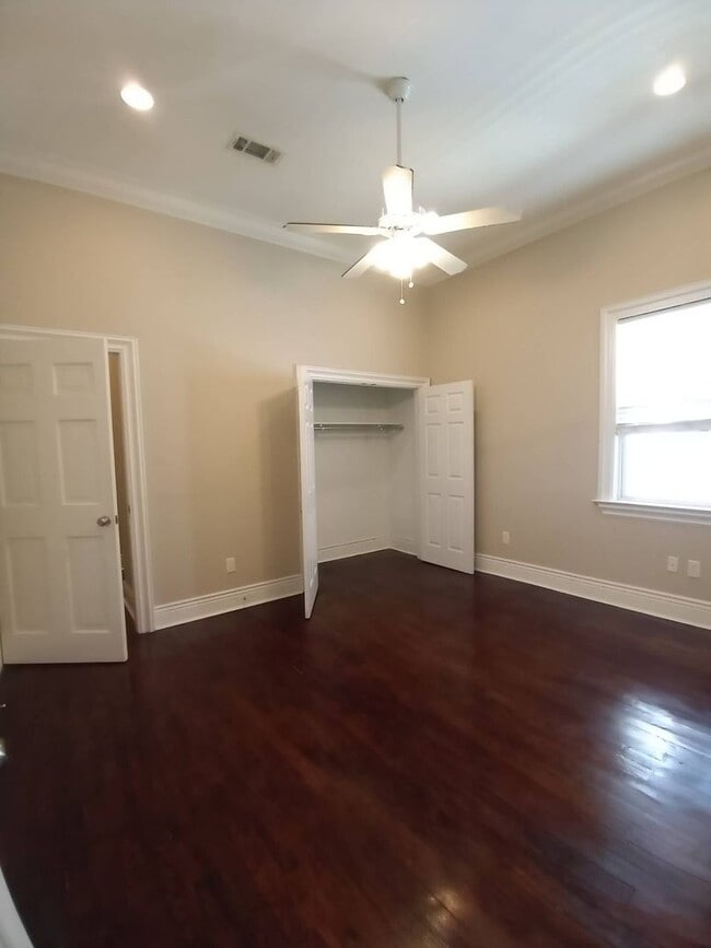 Building Photo - 3028 Cleveland Ave