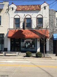 Building Photo - 36 Main St