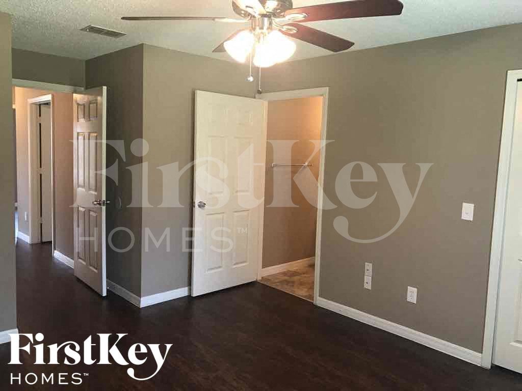 Building Photo - 455 Calhoun St