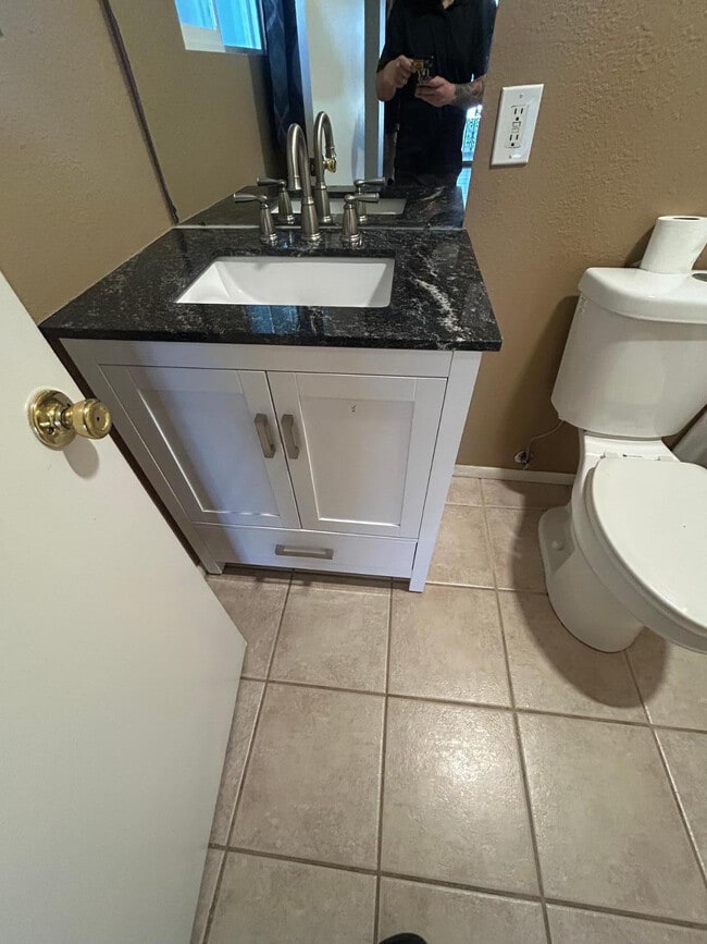 Building Photo - 6916 W Georgia Ave