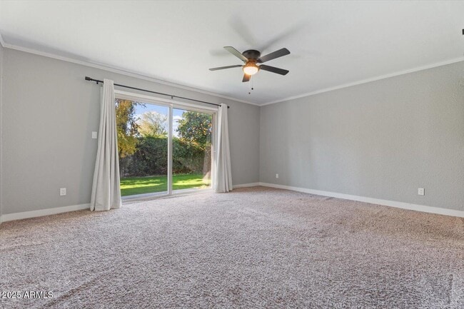 Building Photo - 8635 Via De Ln