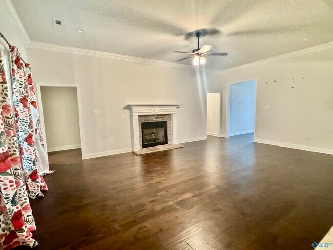 Building Photo - 12893 Hudbug Dr