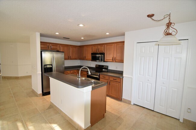 Building Photo - 954 Coquina Rock St