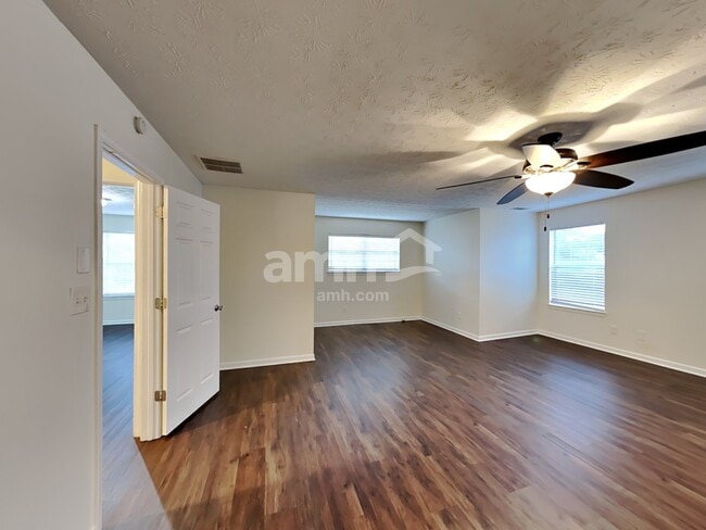 Building Photo - 3188 Bradford Pear Dr