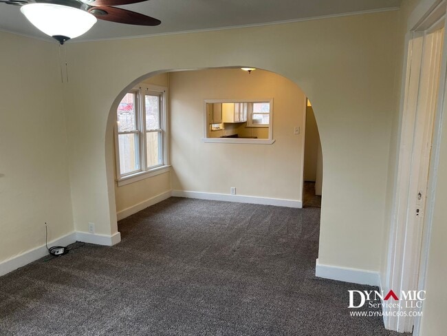 Building Photo - 3 Bedroom, 1 Bathroom House By Augustana &...