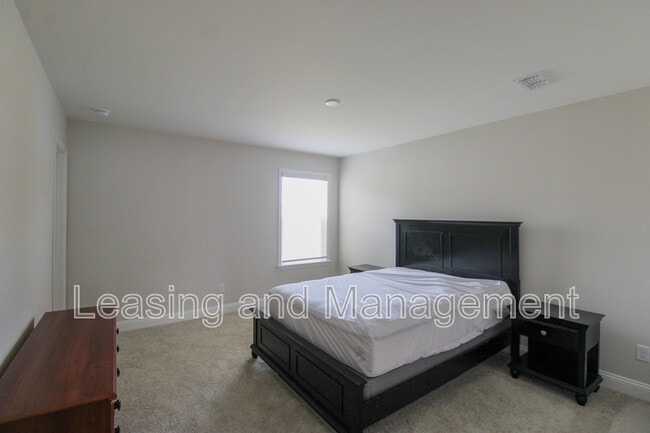 Building Photo - 2066 Cousteau Ct