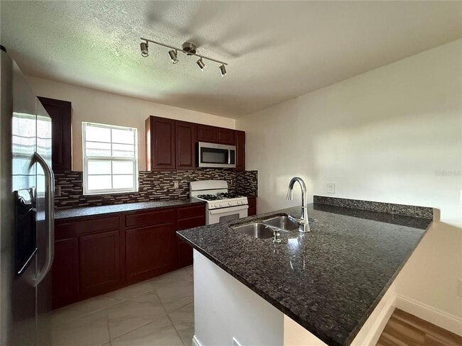 Building Photo - 2348 Ginger Mill Blvd
