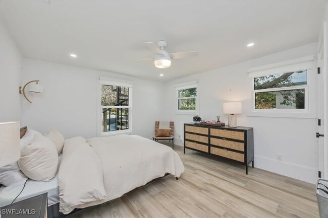 Building Photo - 1570 Bonita Ln