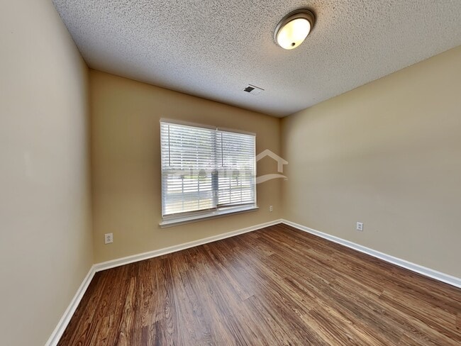 Building Photo - 89 Dovetail Cir