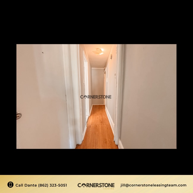 Building Photo - 211 N 19th St