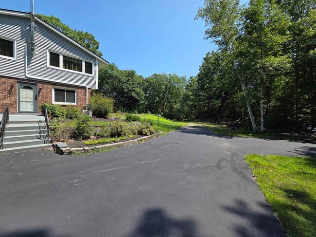 Building Photo - 92 Chester Turnpike