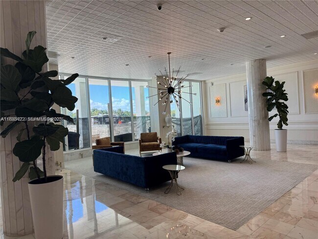 Building Photo - 5750 Collins Ave